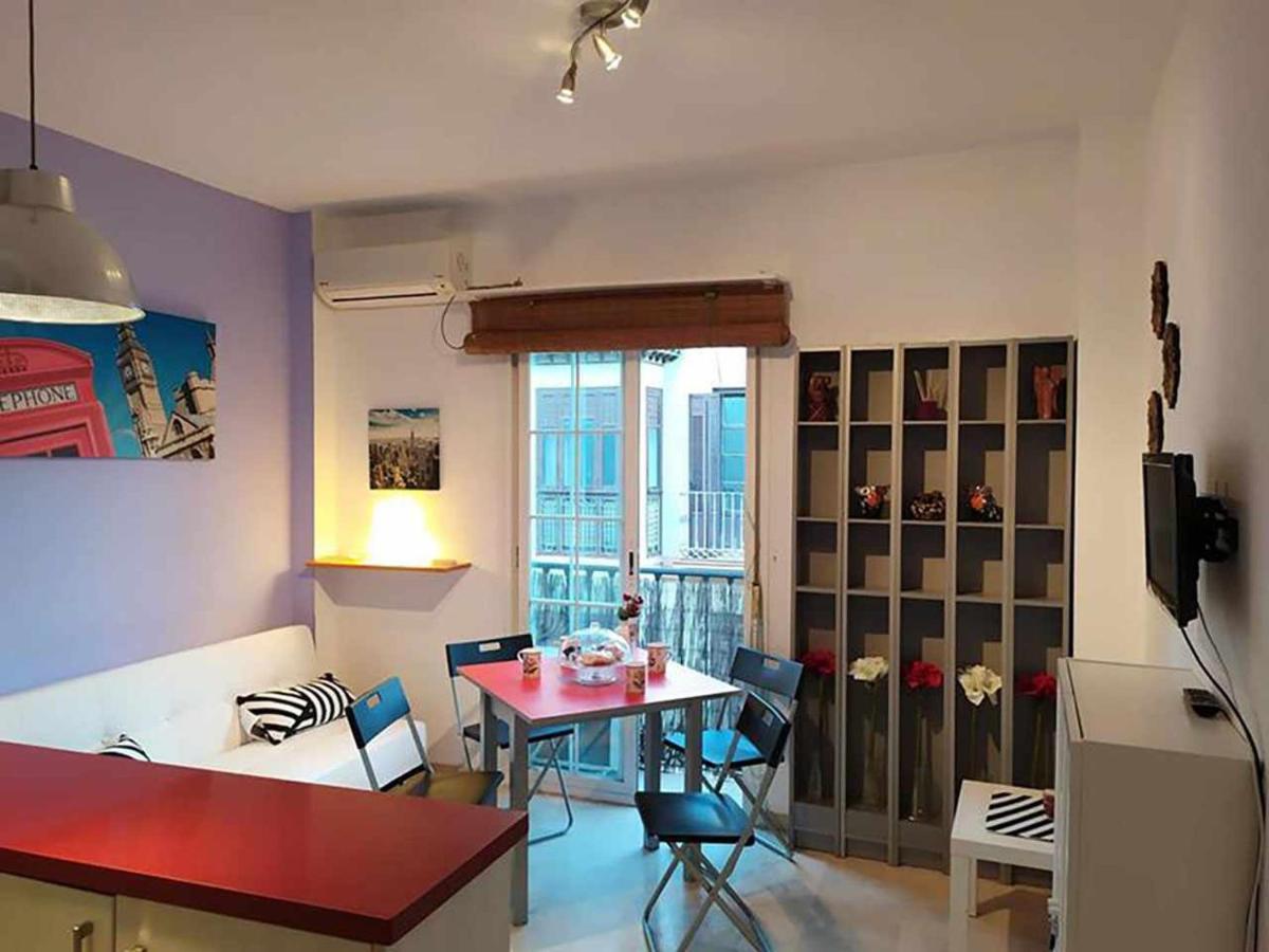 Charming Malaga Stay Walk To Top Sights Екстериор снимка